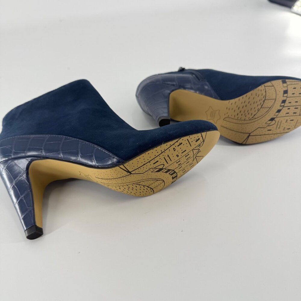 Bella Vita Navy Suede Croc Heel Ankle Boots 7M Leather Upper Side Zipper - Picture 8 of 10